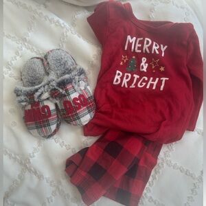 Kids xmas Pajamas - Red and Black Plaid - with slippers